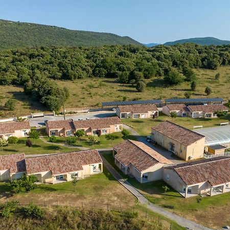 Park & Suites Village Gorges De L'Herault-Cevennes Brissac Exterior photo