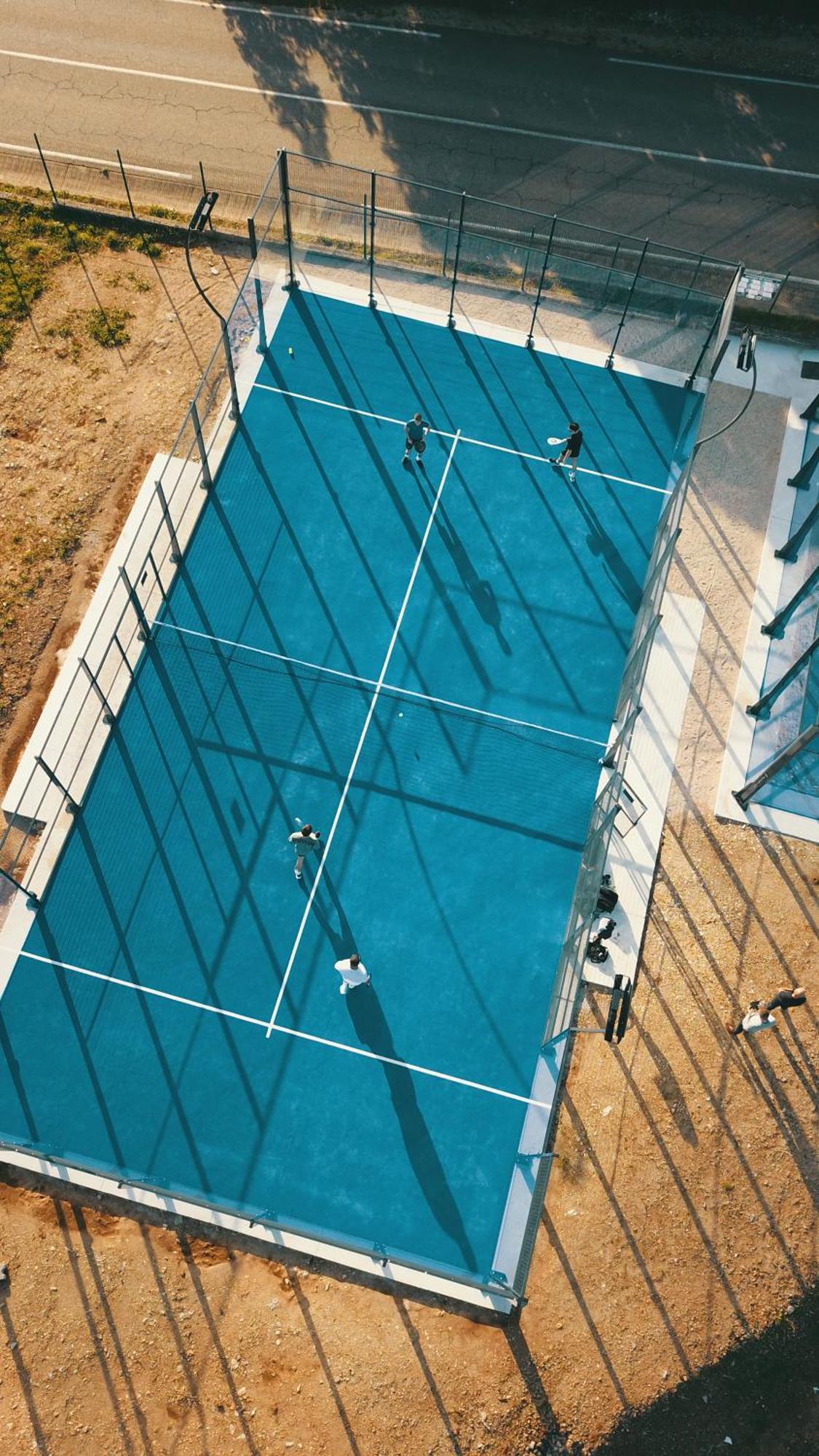 Park & Suites Village Gorges De L'Herault-Cevennes Brissac Exterior photo